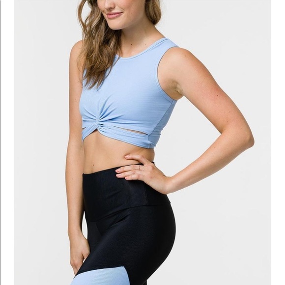 Onzie Front Twist Ribbed Cropped Crop Tank Top - Picture 3 of 15